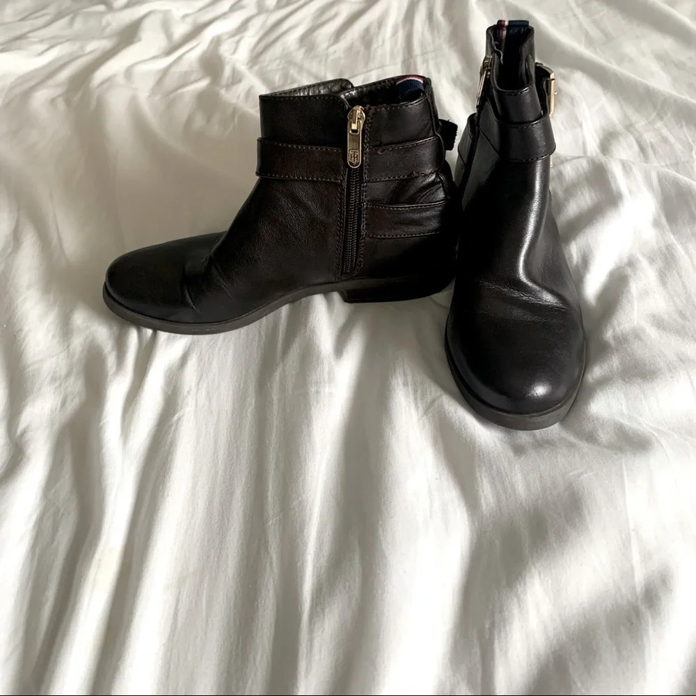 Tommy Hilfiger Booties